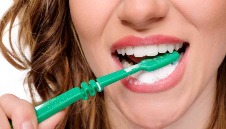 Teeth Brushing Mistakes